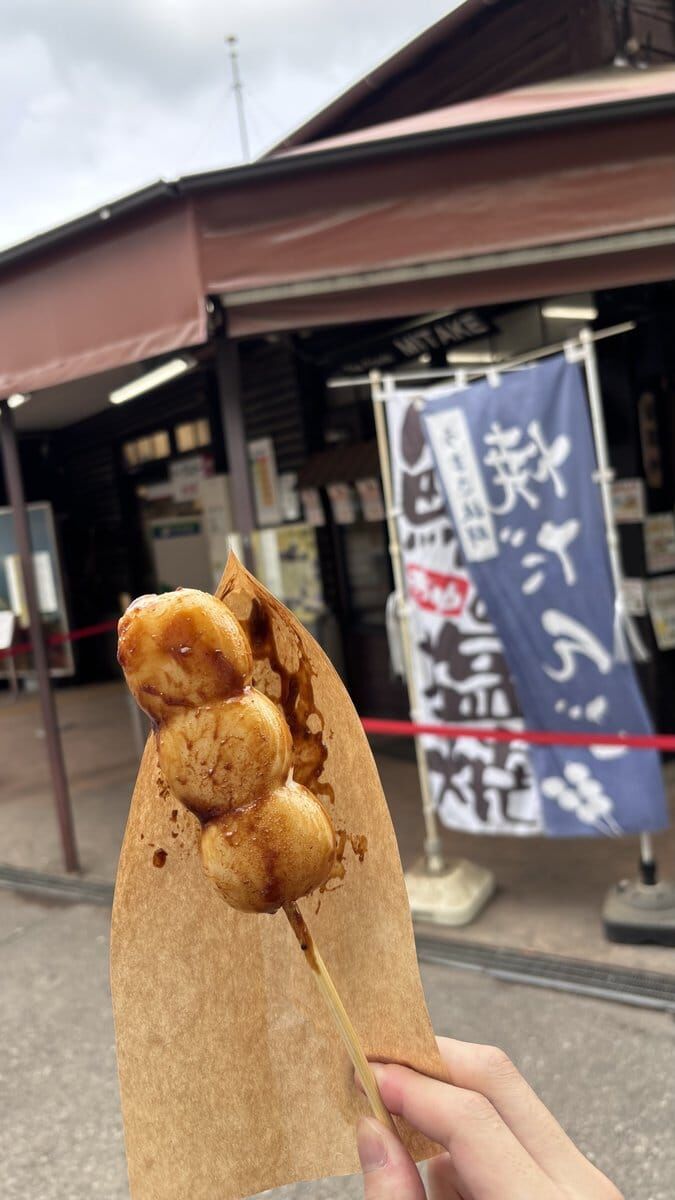 くるみ味噌ダレの焼き団子